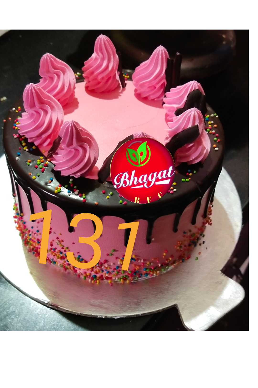 STRAWBERRY CHOCOLATE CAKE